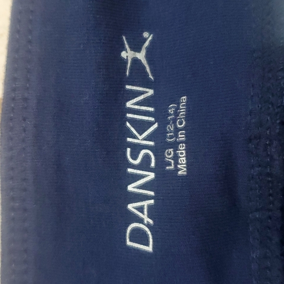 Danskin capri leggings. Size 12-14. Worn once. - Picture 3 of 5